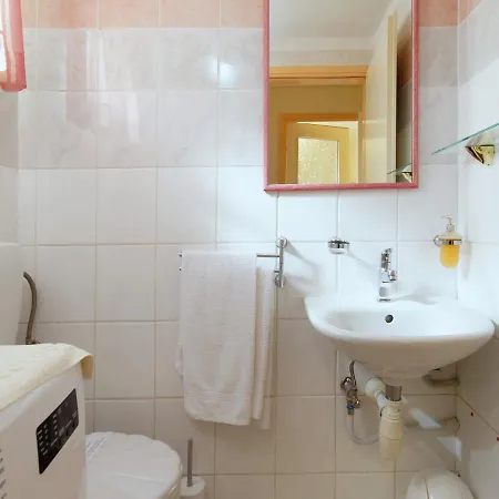 Nevena By Rent Istria